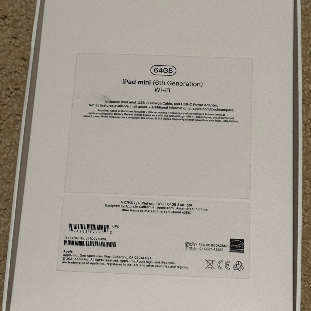 Apple iPad mini 6th gen Starlight with extras!